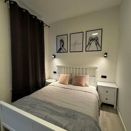 Studio A Ixelles - Viaduc Bruxelles Esterno foto