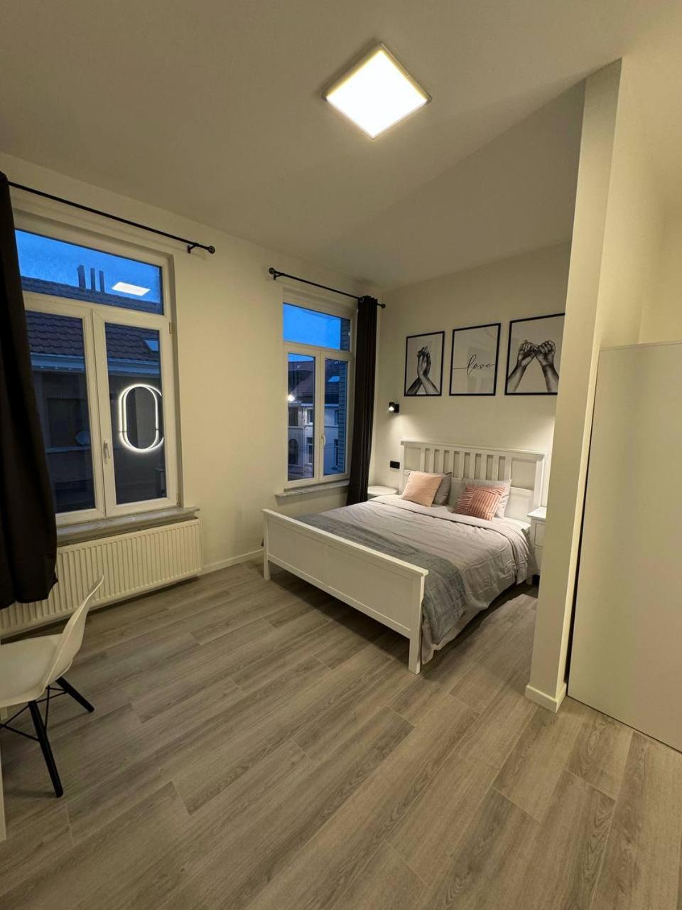 Studio A Ixelles - Viaduc Bruxelles Esterno foto